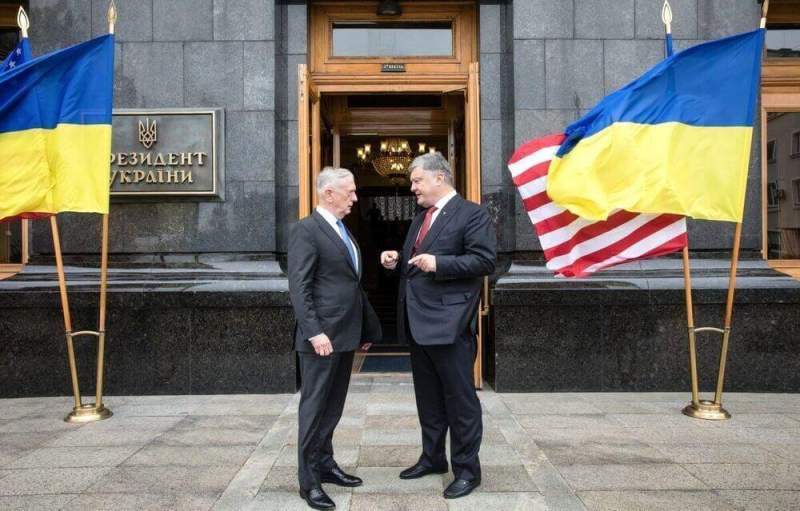 Представитель Рады: Запад требует смены власти на Украине 