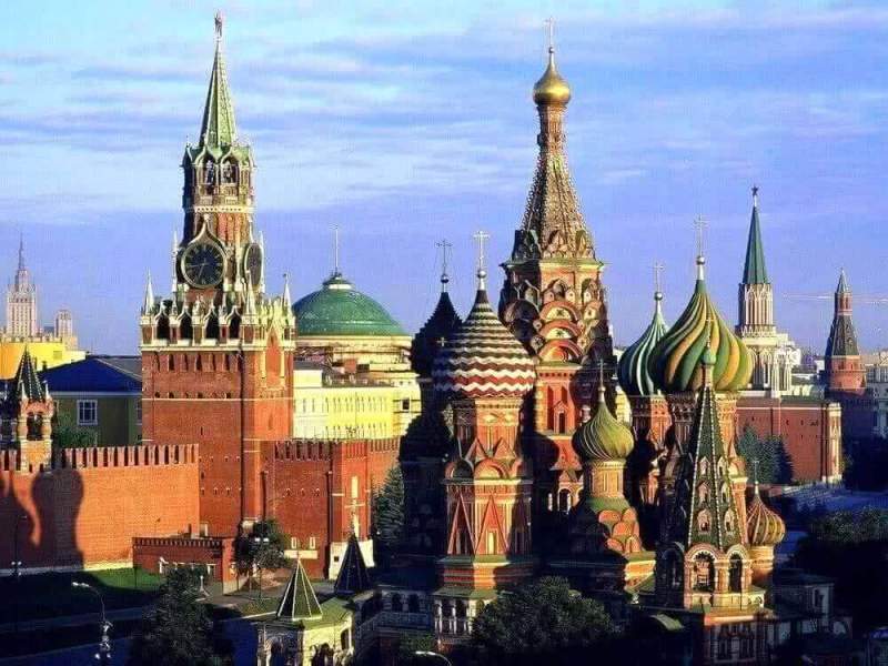 Эксперты: Россия уверенно обороняется на экономическом рынке