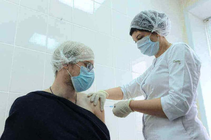 Александр Никитин рассказал в интервью федеральным СМИ о кампании по вакцинации в Тамбовской области
