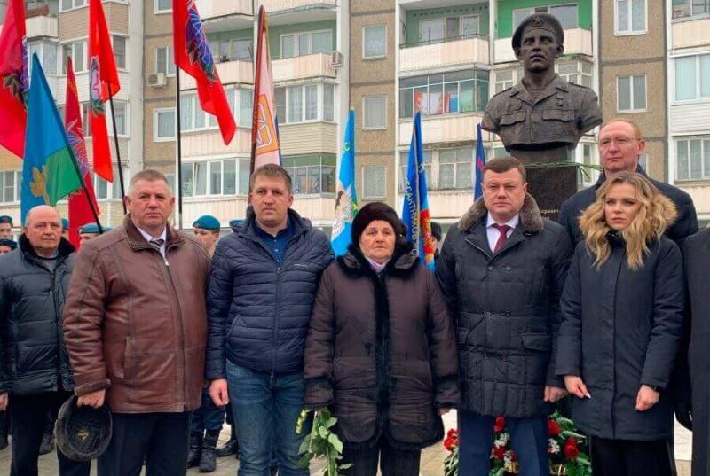 В Тамбовской области  открыли памятный бюст Герою России Александру Комягину