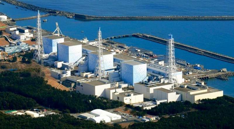 Япония намерена слить воду с АЭС "Фукусима" в океан