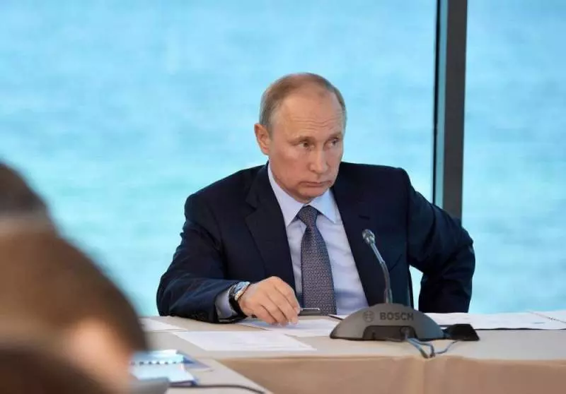 Путин назвал наиболее подходящую для России форму правления